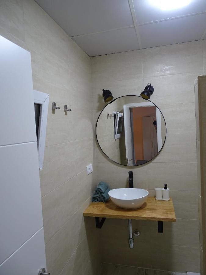 Casasjerezanas Loft Aitana Apartment เฮเรซ เด ลาฟรอนเตรา ภายนอก รูปภาพ